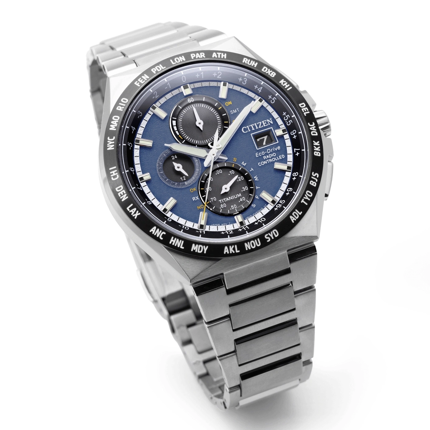 Montre Citizen avec cadran bleu et bracelet en métal