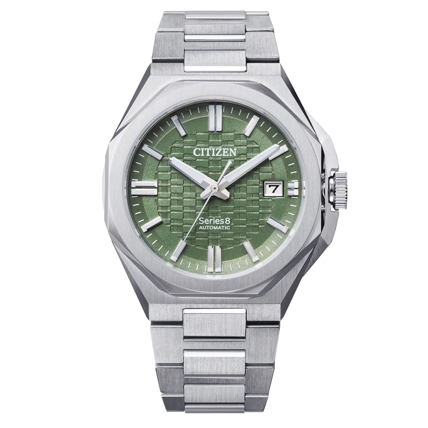 Une montre Citizen Series8 automatique verte avec un bracelet en acier inoxydable.