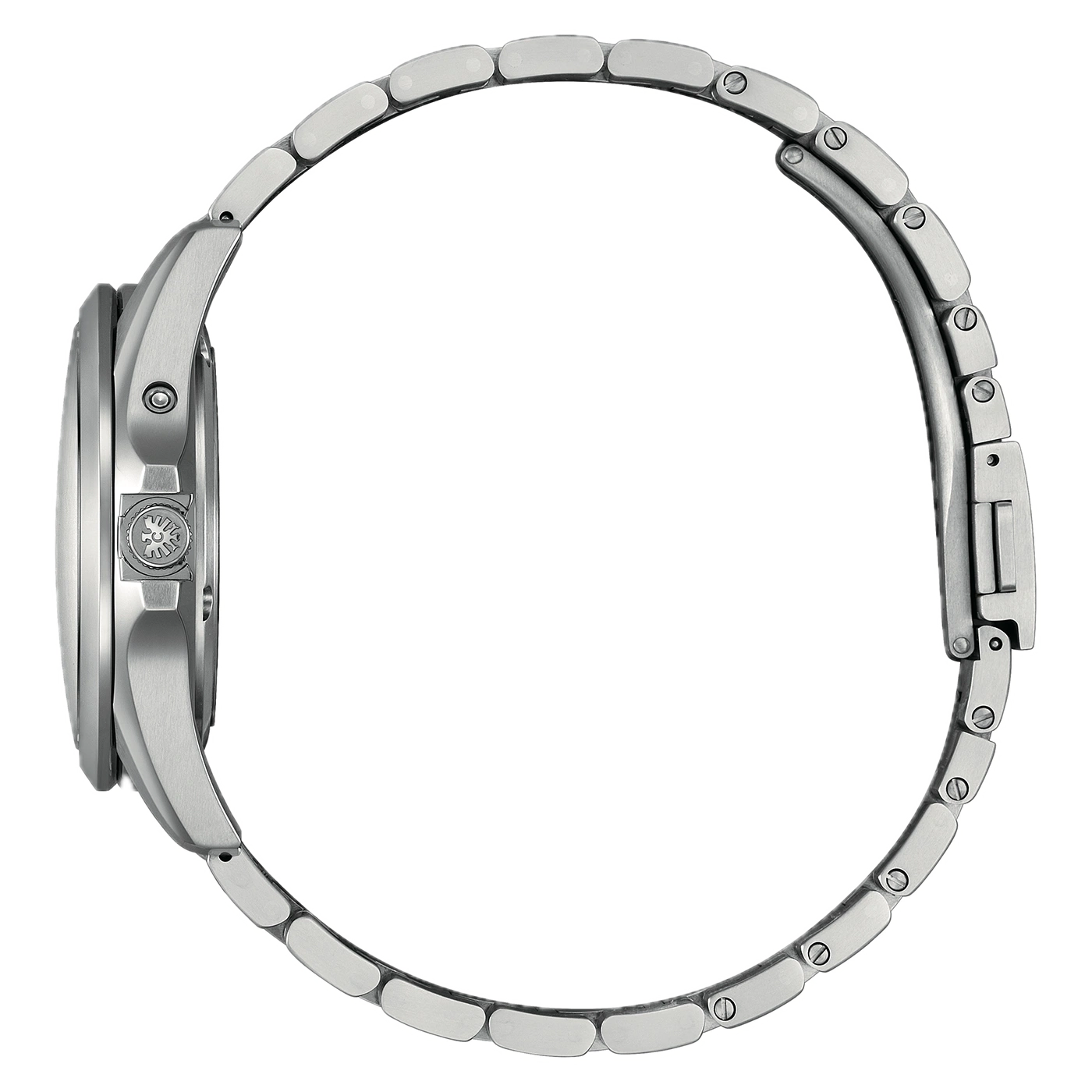 Gros plan sur un bracelet de montre en argent sur fond noir.