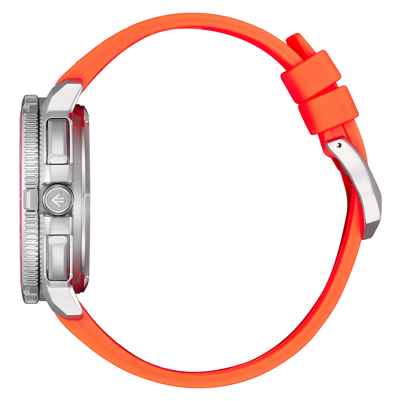 Gros plan sur la montre avec bracelet orange vif et boîtier en argent brossé.