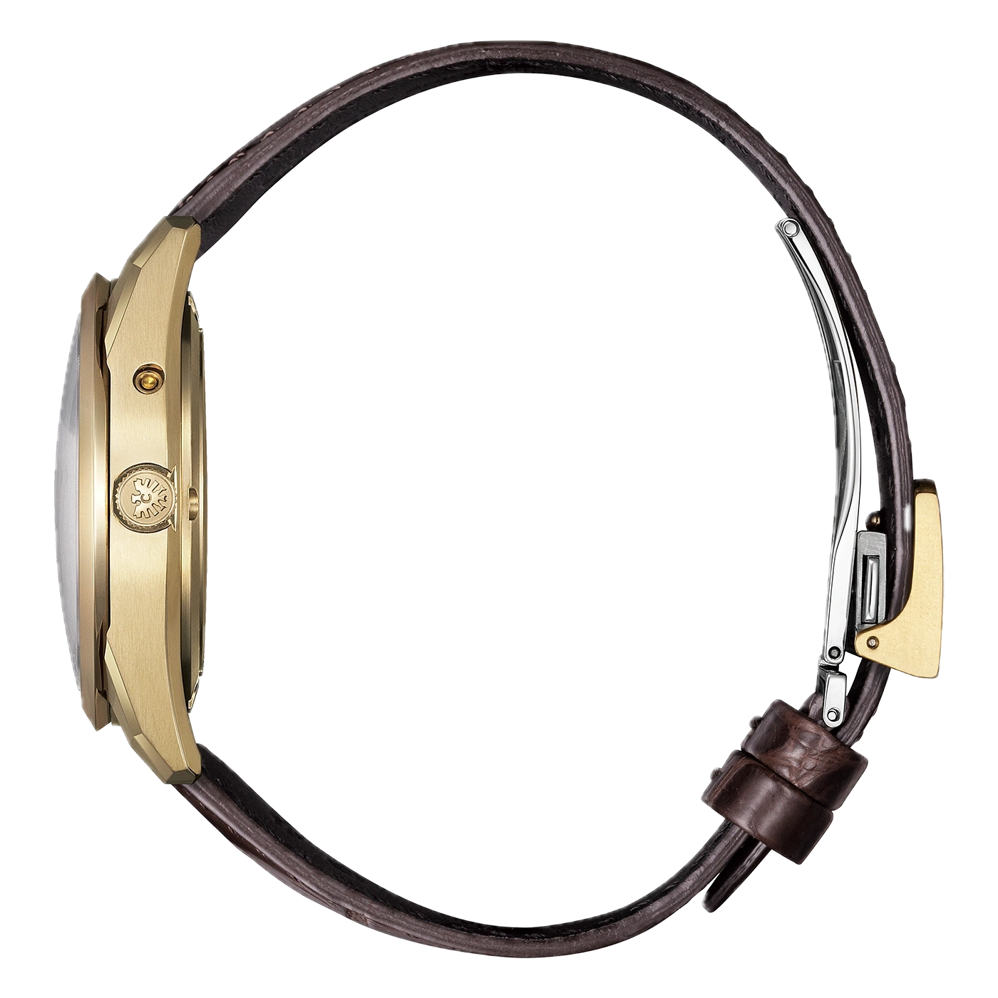 Gros plan sur un bracelet de montre en cuir marron et boucle dorée.