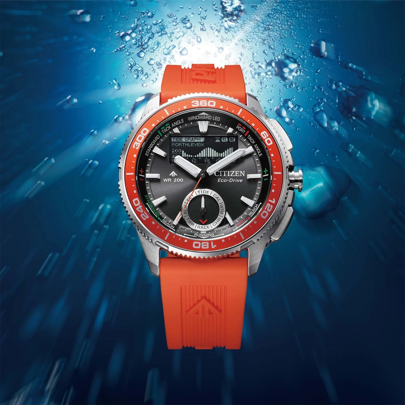 Eine orange-graue Citizen Eco-Drive Taucheruhr unter Wasser.