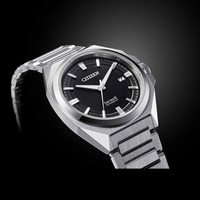 Montre automatique Citizen Series 8 avec cadran noir et bracelet argenté