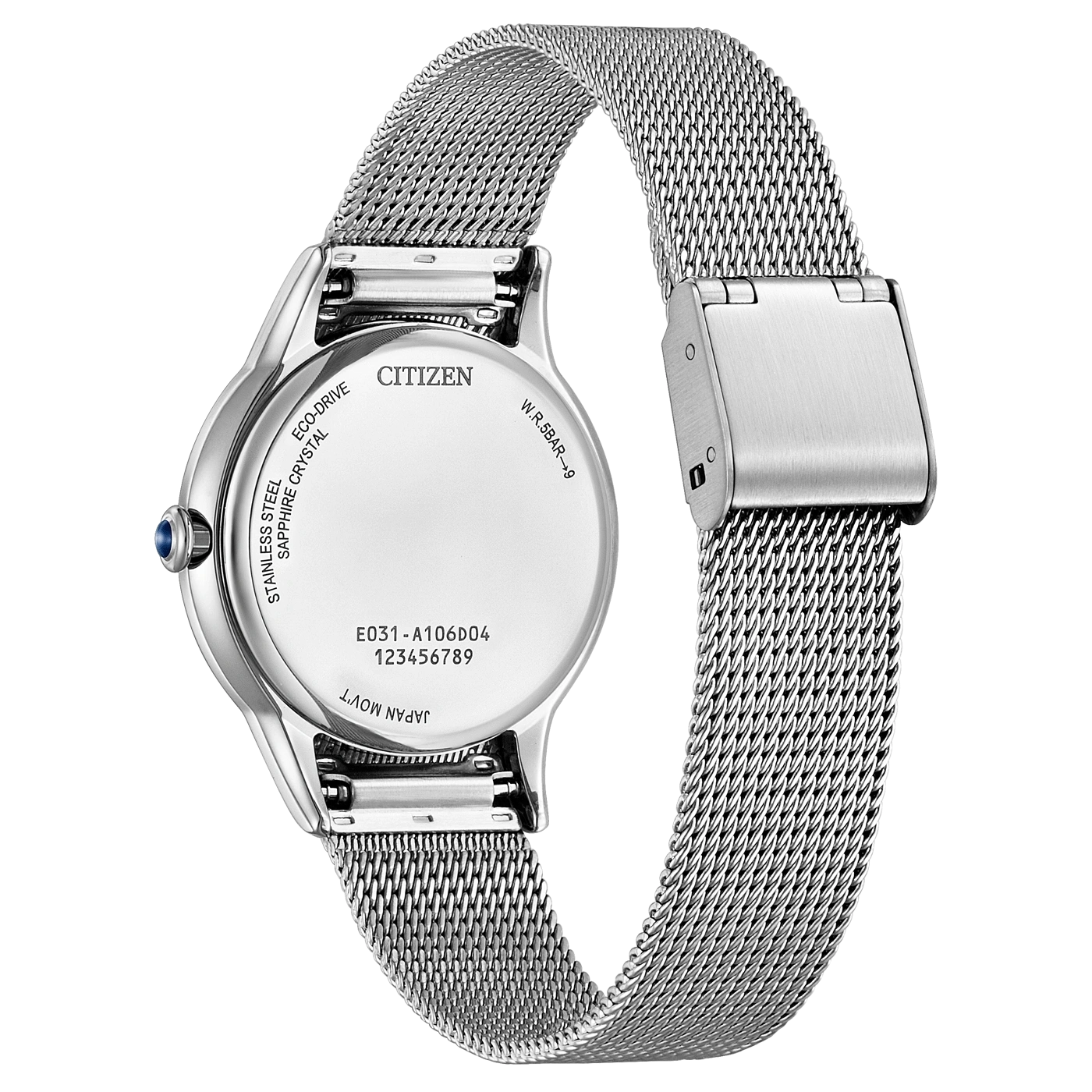 Une montre Citizen avec un bracelet en maille argentée est vue de dos.