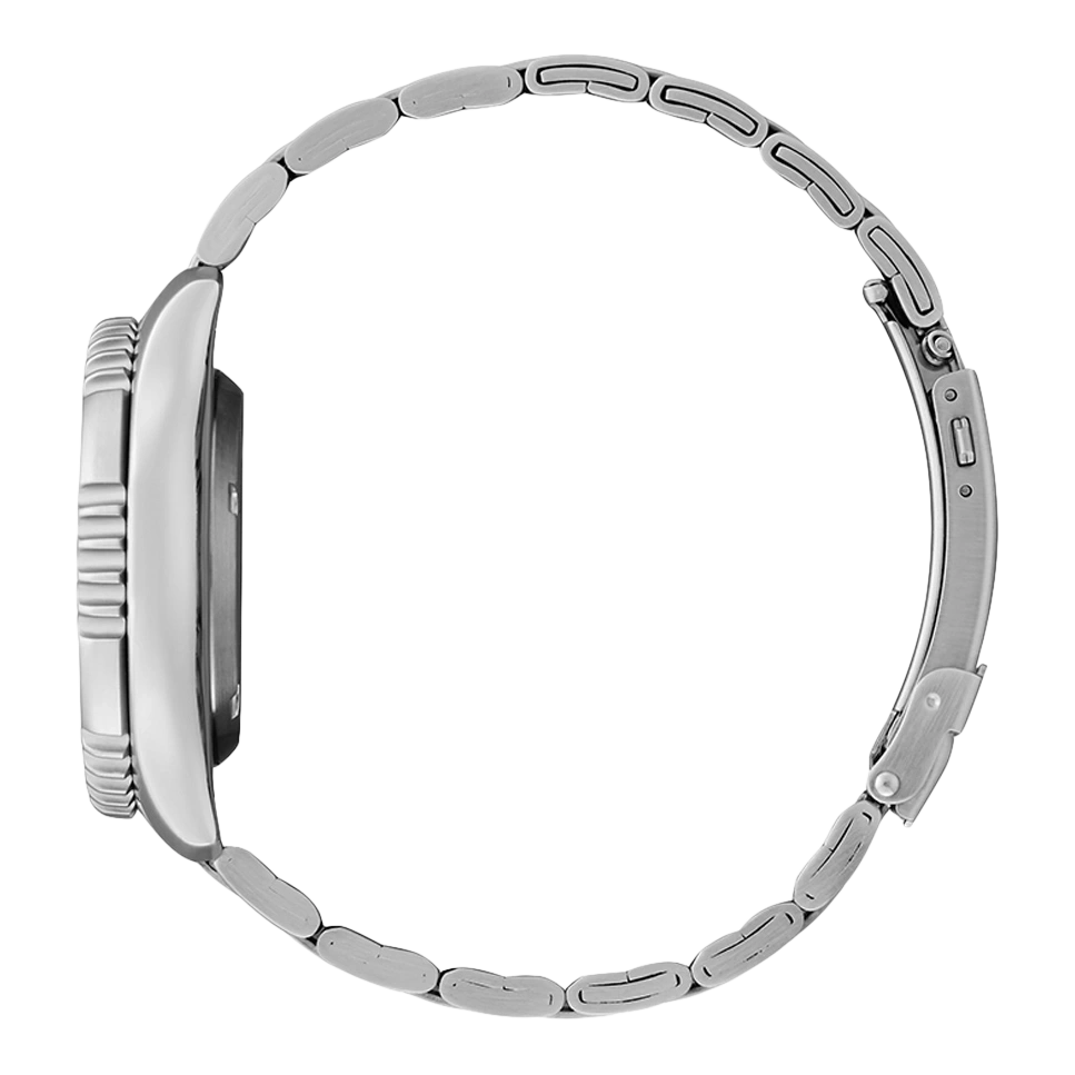 Vue latérale d'une montre bracelet en argent avec un fermoir