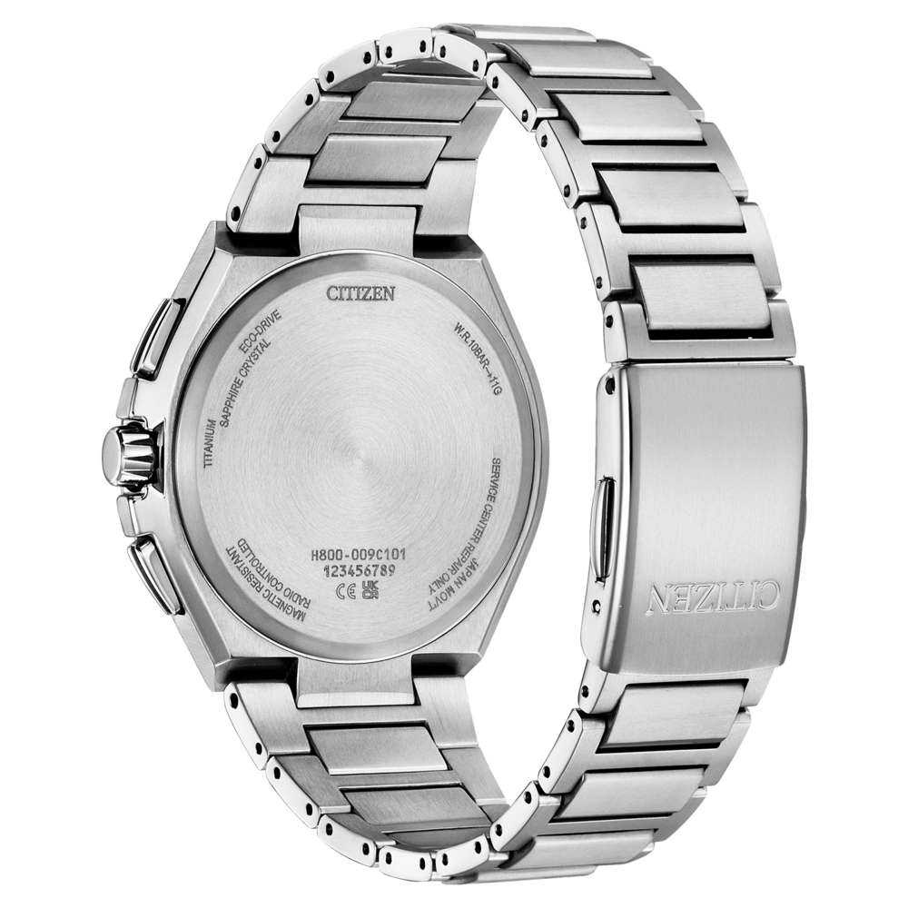 AT8238-84A Homme Super Titanium ™ argent ⌀ 43.5mm